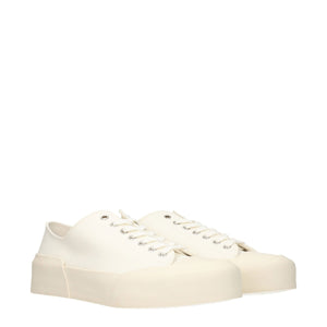 Beigefarbene Stoff-Sneaker mit niedrigem Schaft