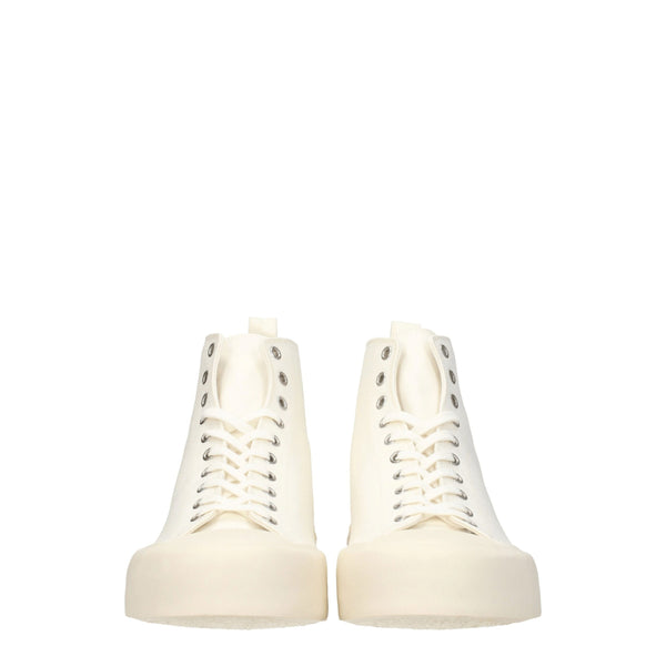 Beigefarbene High-Top-Sneaker aus Stoff