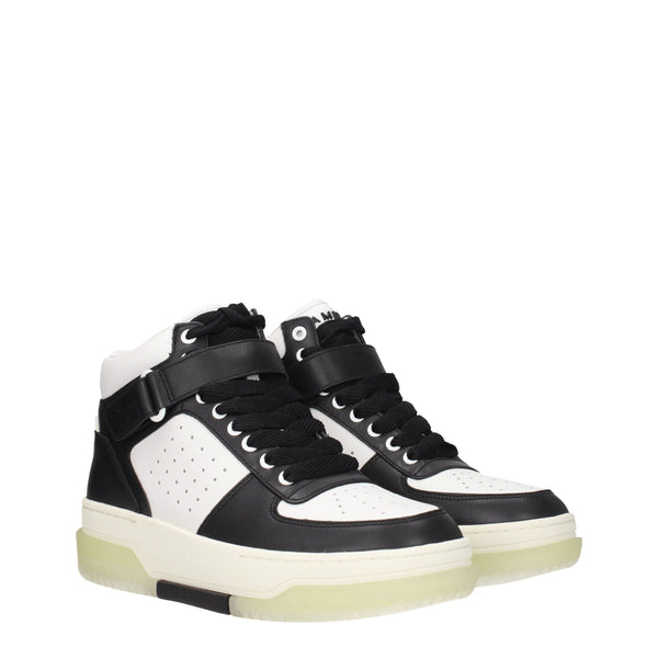 Schwarze Leder-High-Top-Sneaker
