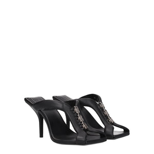 Schwarze Leder-Stilettos
