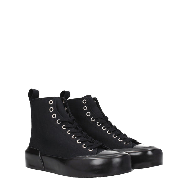 Schwarze High-Top-Sneaker aus Stoff