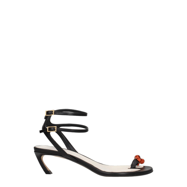 Schwarze Leder-Stilettos mit Pfennigabsatz