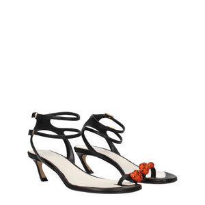 Schwarze Leder-Stilettos mit Pfennigabsatz
