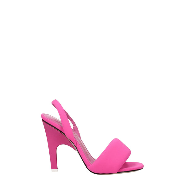 Pinke Stoff-Stilettos