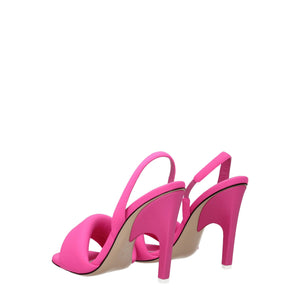 Pinke Stoff-Stilettos