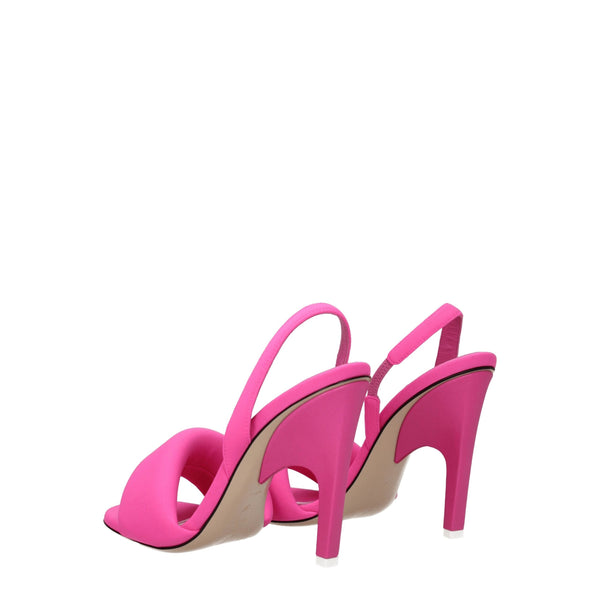 Pinke Stoff-Stilettos