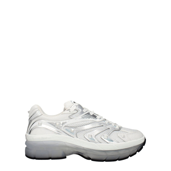 Weißer Stoff Sportliche Turnschuhe