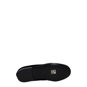 Slipper aus schwarzem Samt