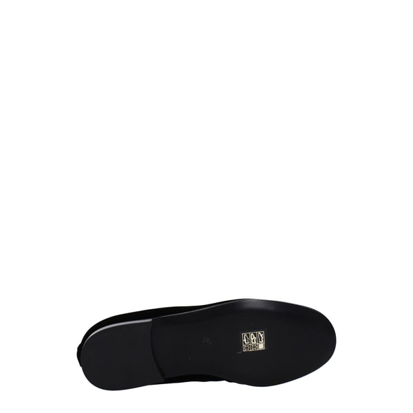 Slipper aus schwarzem Samt