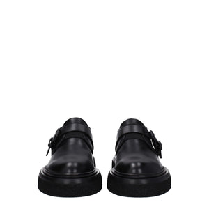 Schwarze Leder Oxfords und Derbies