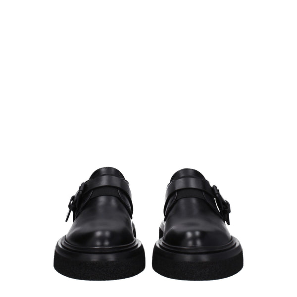 Schwarze Leder Oxfords und Derbies