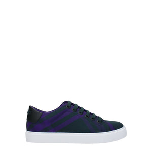 Grüne Stoff-Sneakers