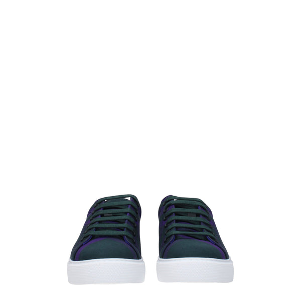 Grüne Stoff-Sneakers
