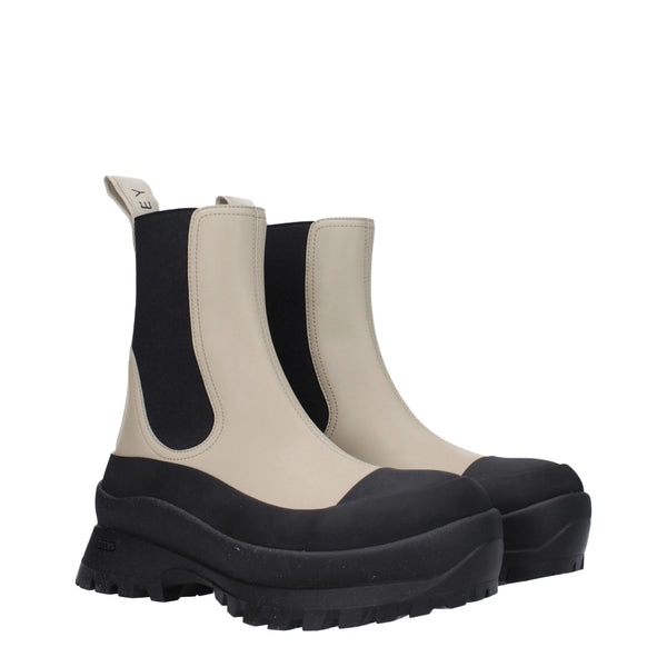 Schwarze Lederstiefeletten