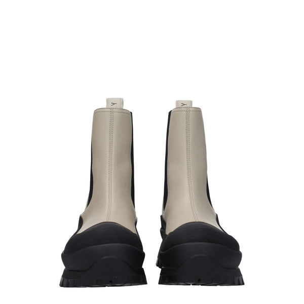 Schwarze Lederstiefeletten