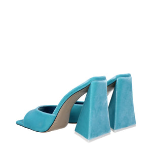 Hellblaue Samt-Plateau-Sandalen