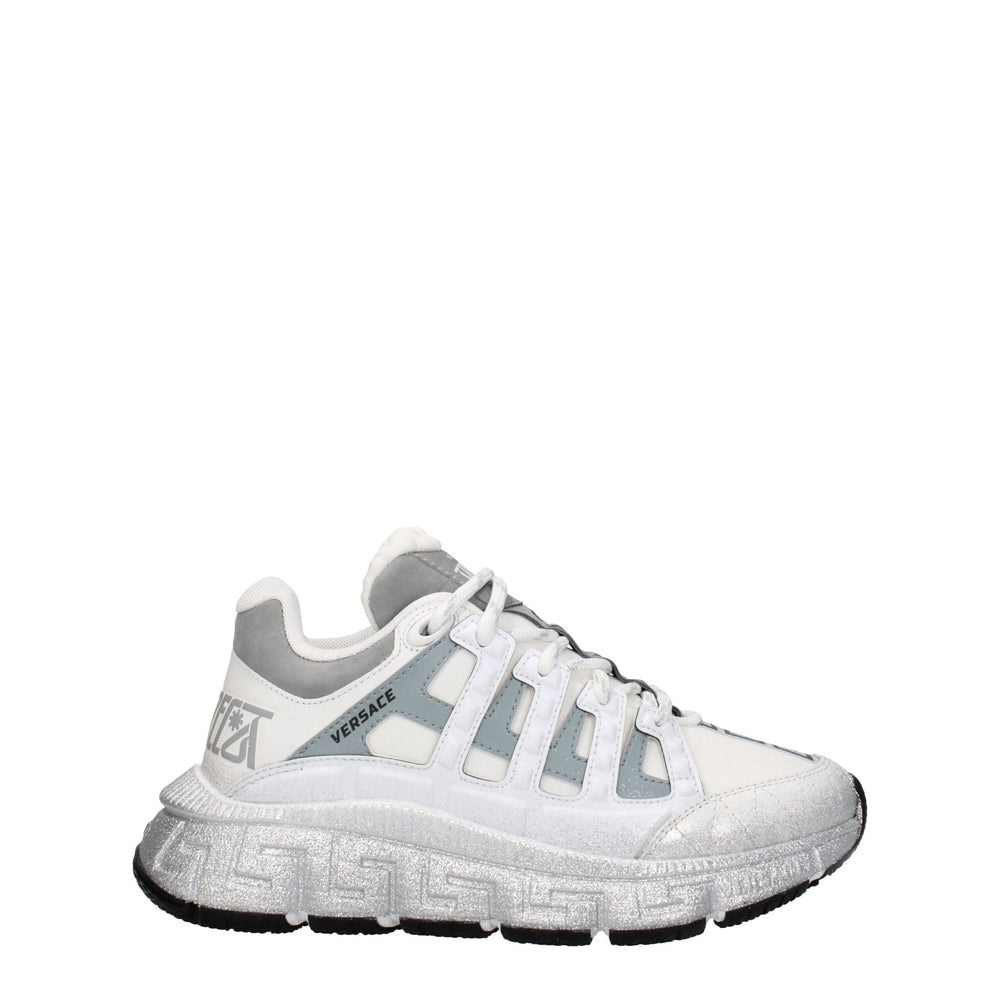 Weißer Stoff Sportliche Turnschuhe