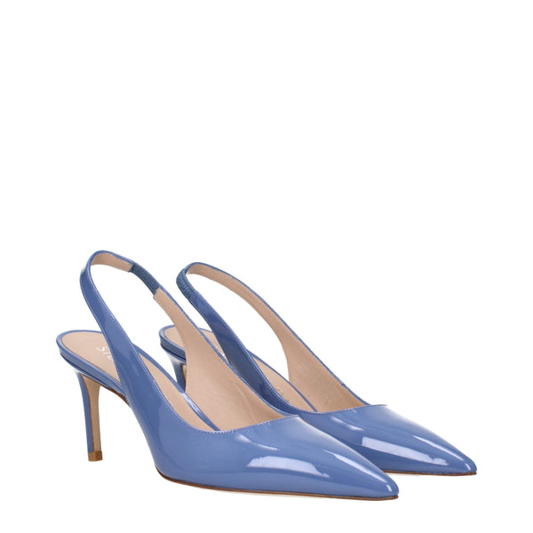 Hellblaue Lederpumps mit hohem Absatz