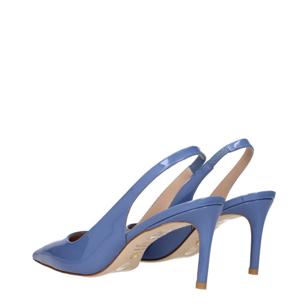 Hellblaue Lederpumps mit hohem Absatz