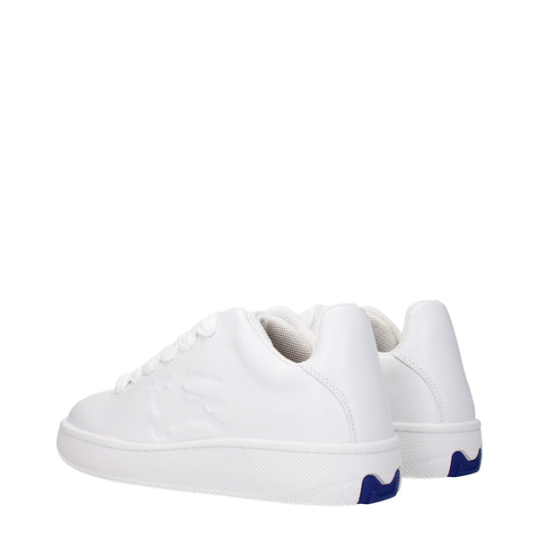 Weiße Sneakers aus Leder mit niedrigem Schaft
