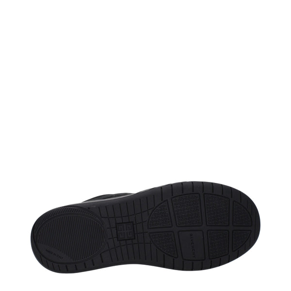 Schwarze Stoff-Sneaker mit niedrigem Schaft