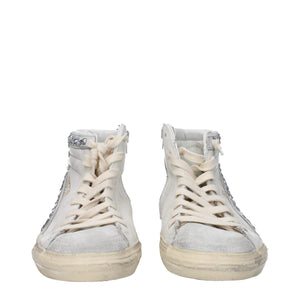Weiße High-Top Sneakers aus Leder