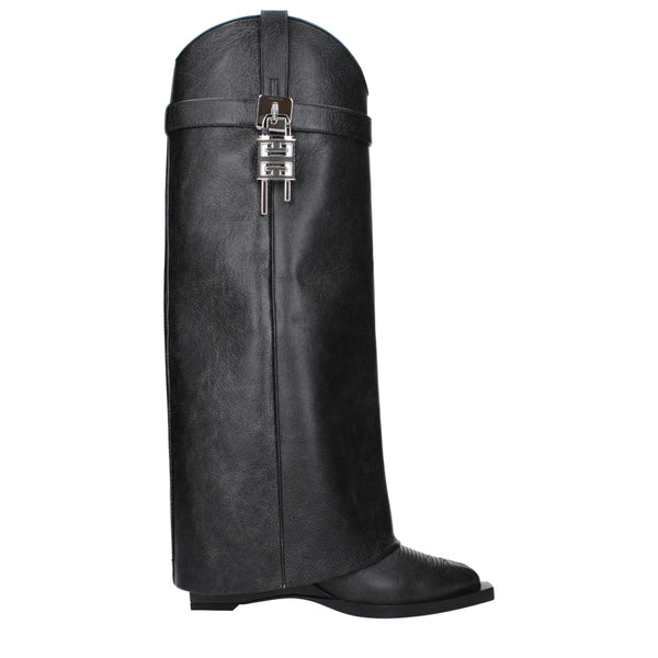 Schwarze Lederstiefel