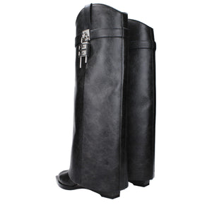 Schwarze Lederstiefel