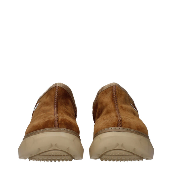 Braune Lederslipper