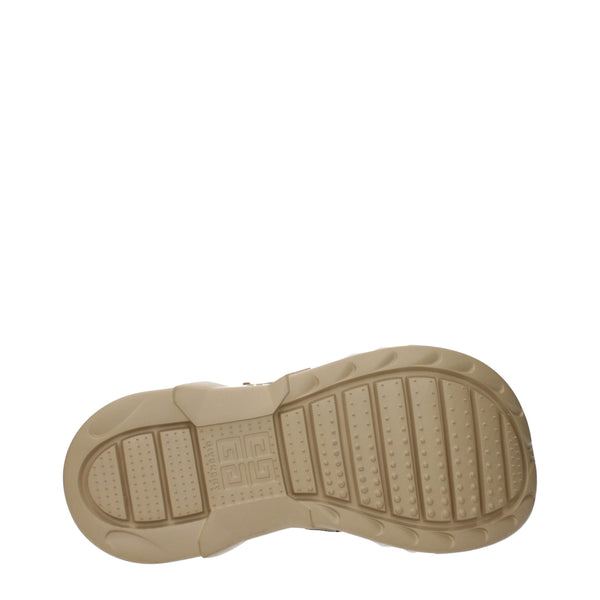 Braune Lederslipper