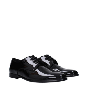 Schwarze Leder Oxfords und Derbies