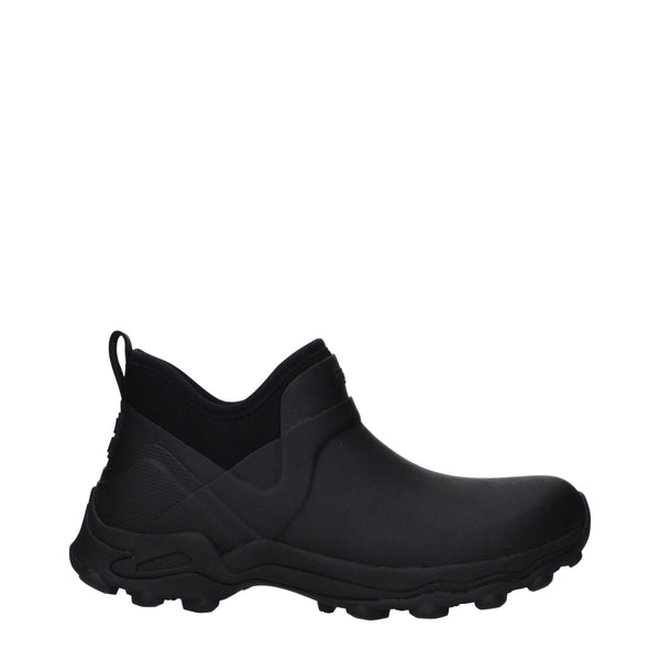 Schwarze Baumwollstiefeletten