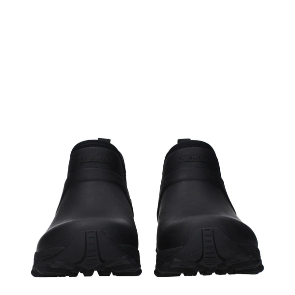 Schwarze Baumwollstiefeletten