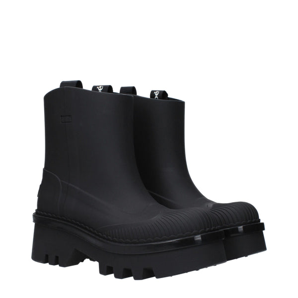 Schwarze Baumwollstiefeletten
