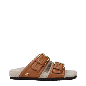 Braune Lederslipper