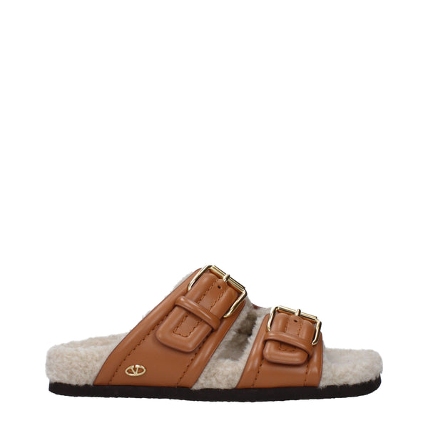 Braune Lederslipper