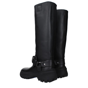 Schwarze Lederstiefel