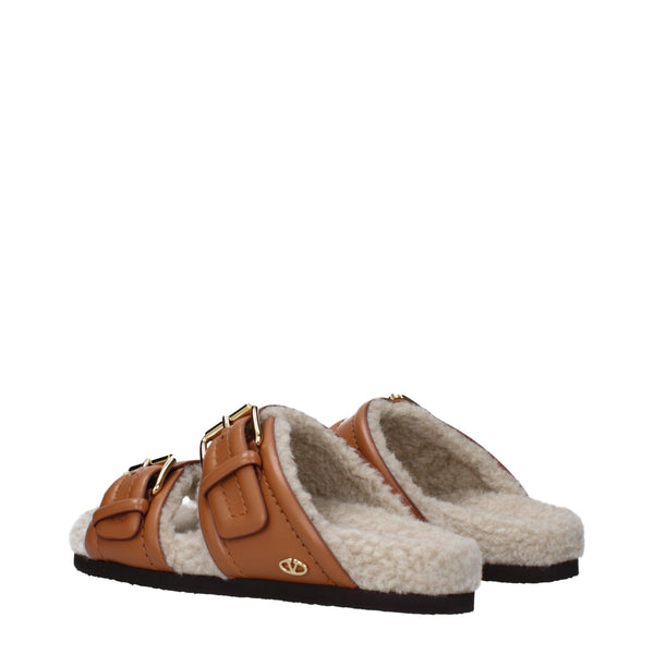 Braune Lederslipper