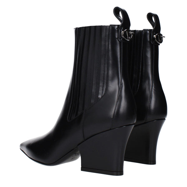Schwarze Lederstiefeletten