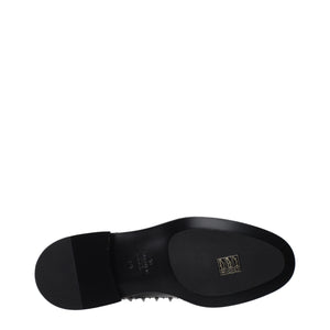 Schwarze Leder Oxfords und Derbies