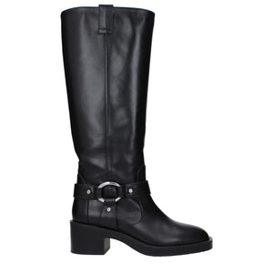 Schwarze Lederstiefel mit hohem Absatz