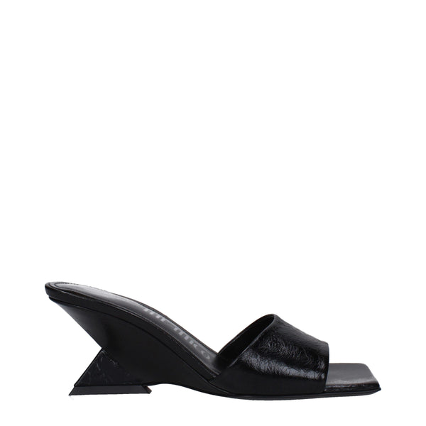 Schwarze Leder-Flachsandalen