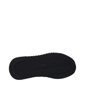 Graue Stoff-Sneakers