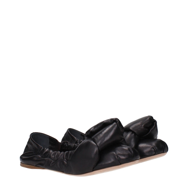 Schwarze Leder-Ballett-Flats