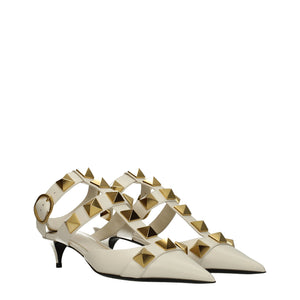 Beige Wildleder-Stilettos