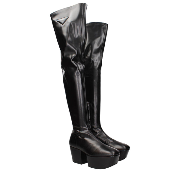 Schwarzes Leder Over The Knee