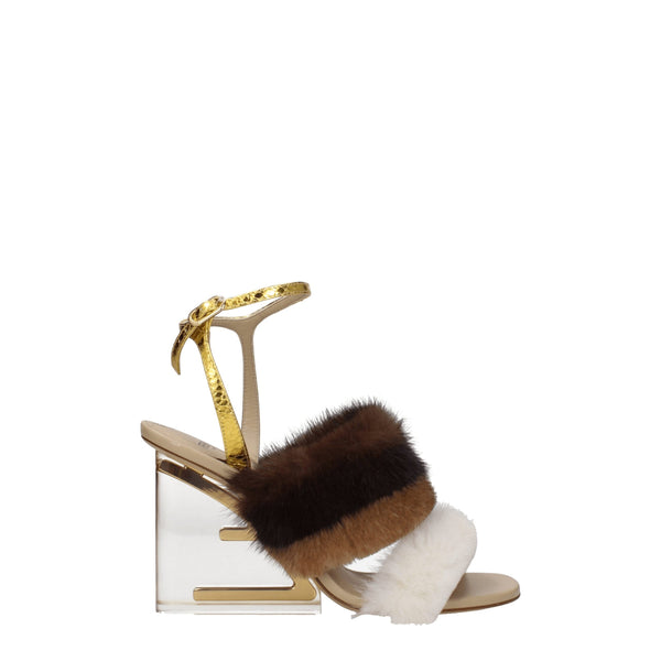 Braune Sandalen mit Nerzbesatz