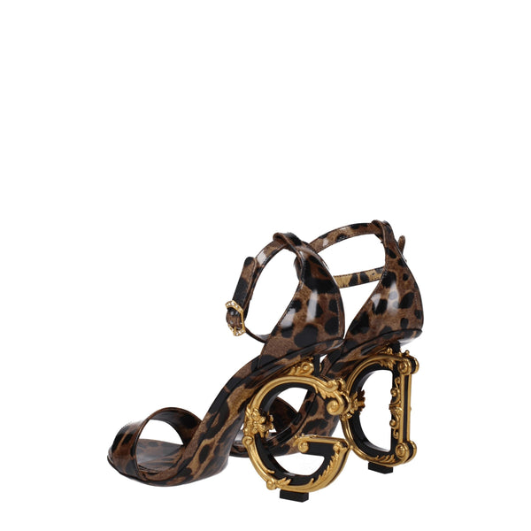 Braune Ledersandalen