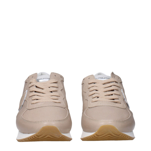 Beigefarbene Leder-Sneaker mit niedrigem Schaft