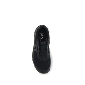 Schwarze Sneaker aus recyceltem Polyester